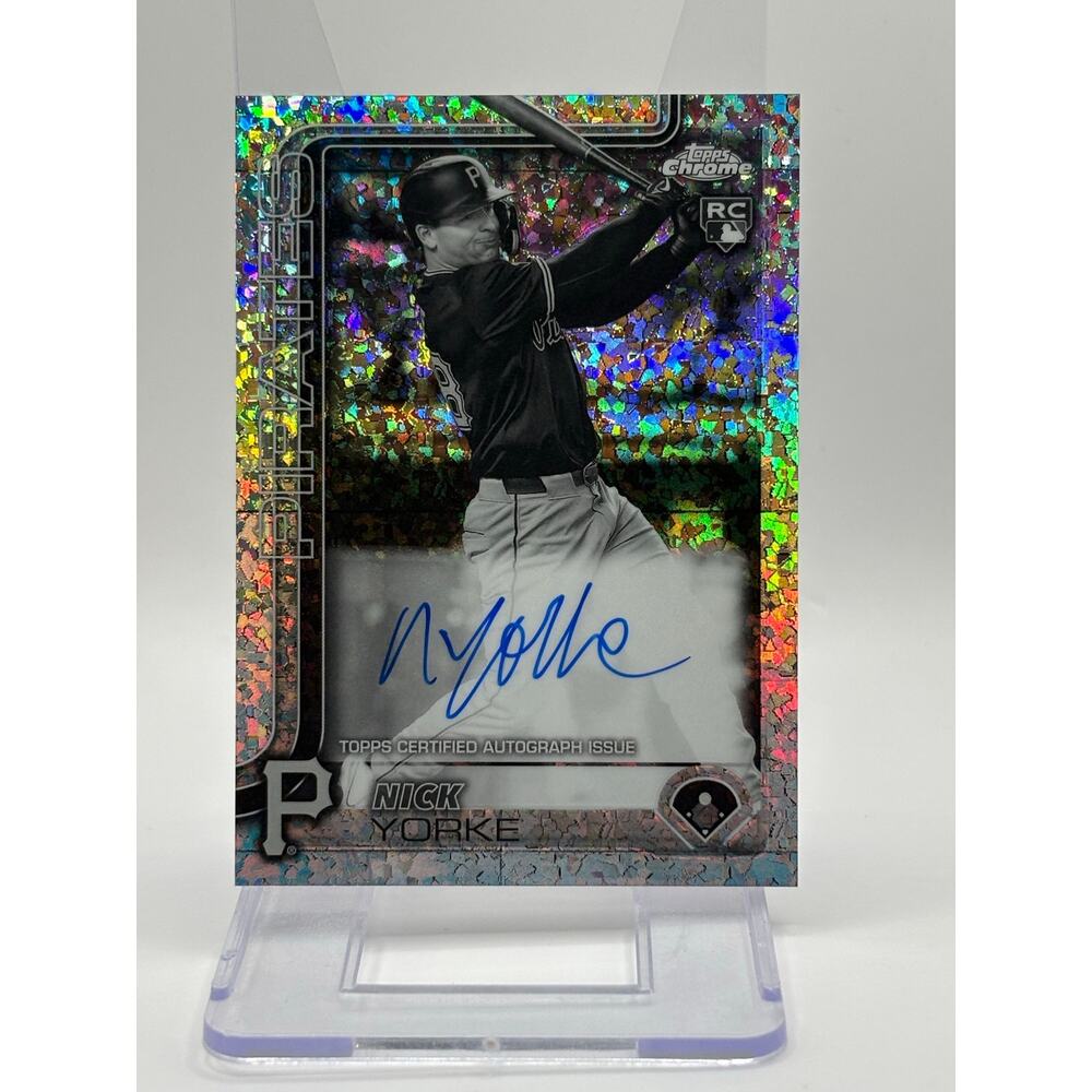 2025 Topps Chrome Nick Yorke Rookie Black & White Mini Diamond Auto SP Pirates